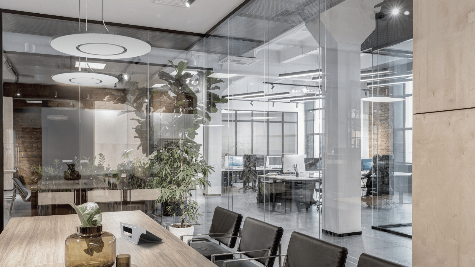 Современная переговорная комната room